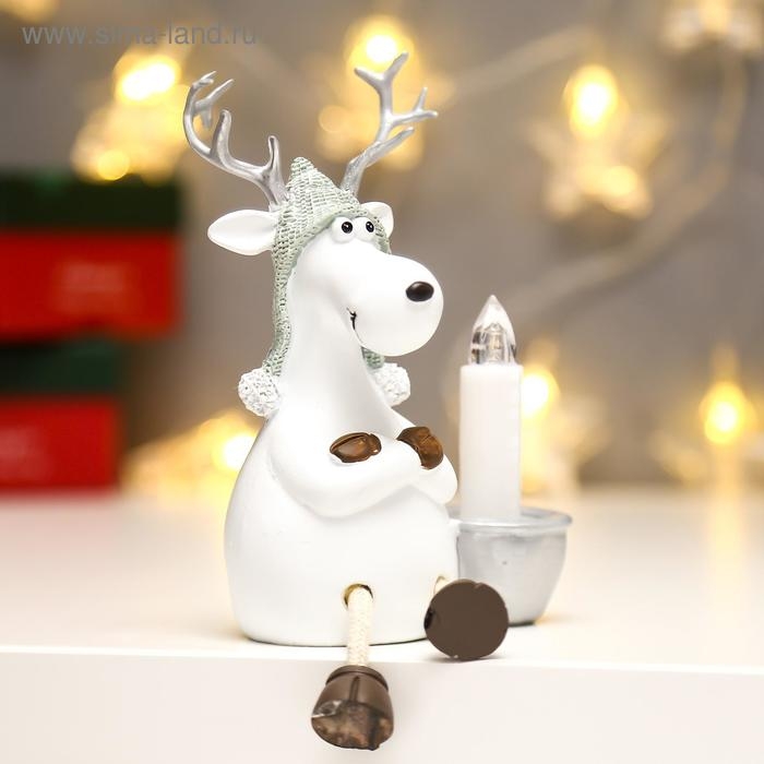 Сувенир полистоун свет Сувенир полистоун свет "Белый олешка в вязаной шапке со свечкой" МИКС 11,5х8х10,5 см