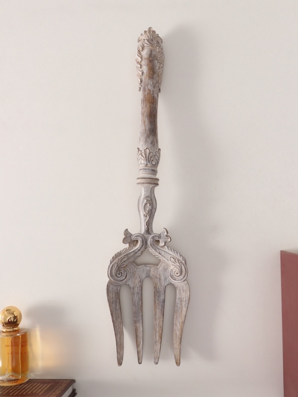 Панно интерьерное полистоун  Панно интерьерное полистоун "Винтажная вилка" белая патина 11х46х4,5 см