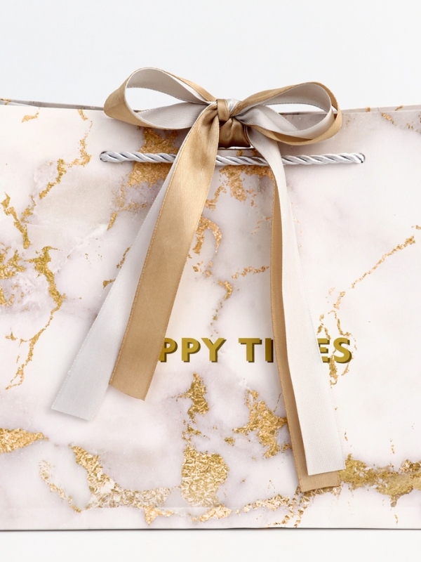 Пакет подарочный ламинированный "Мрамор",белый,с бантиком, 25 х 20 х 12 см