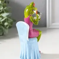 Сувенир полистоун лак "Лягуха в розовом платье наводит марафет" 8,5х8,5х14,8 см