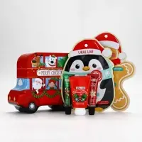 Новогодний подарочный набор косметики: маска для лица 2 шт, крем для рук и бальзам для губ, URAL LAB Новогодний подарочный набор косметики: маска для лица 2 шт, крем для рук и бальзам для губ, URAL LAB