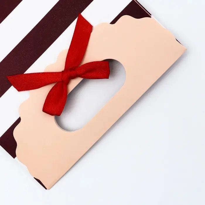 Подарочная коробка - пакет, упаковка с вырубной ручкой, «Полосы», 12×6×16 см Подарочная коробка - пакет, упаковка с вырубной ручкой, «Полосы», 12×6×16 см