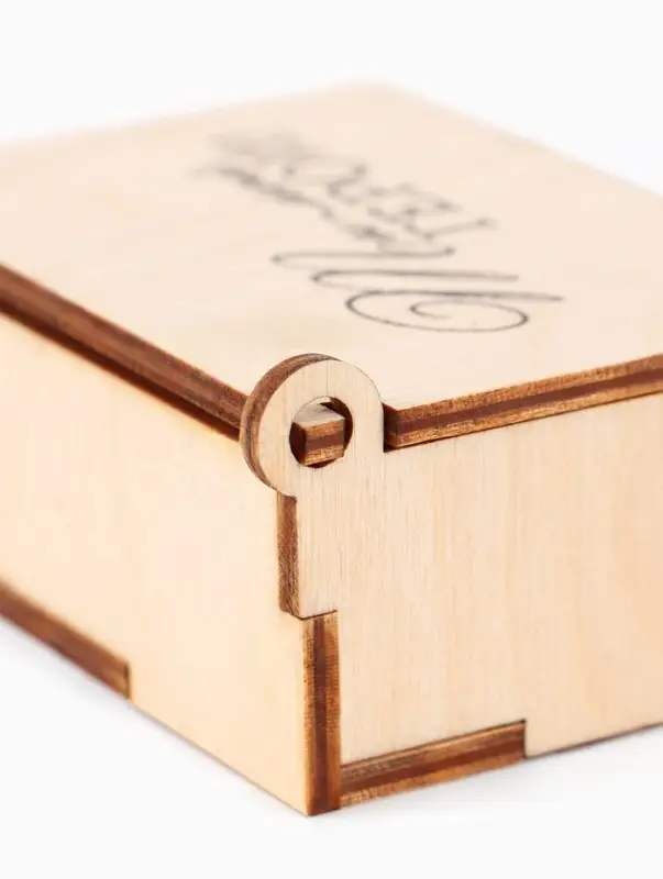 Коробка подарочная деревянная &laquo;Ты - мой герой&raquo; 8.5&times;6&times;3.5 см