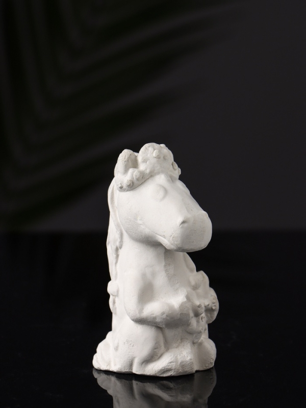 Фигура под роспись  Фигура под роспись "Лошадка с косой"  9х5х5 см