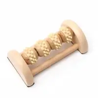 Массажёр для ног &laquo;Ножное счастье&raquo;, 13.5&times;8&times;5 см, 4 колеса с шипами, деревянный