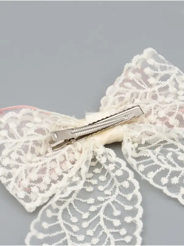 Бант для волос на заколке с вышивкой, Коты аристократы Бант для волос на заколке с вышивкой, Коты аристократы