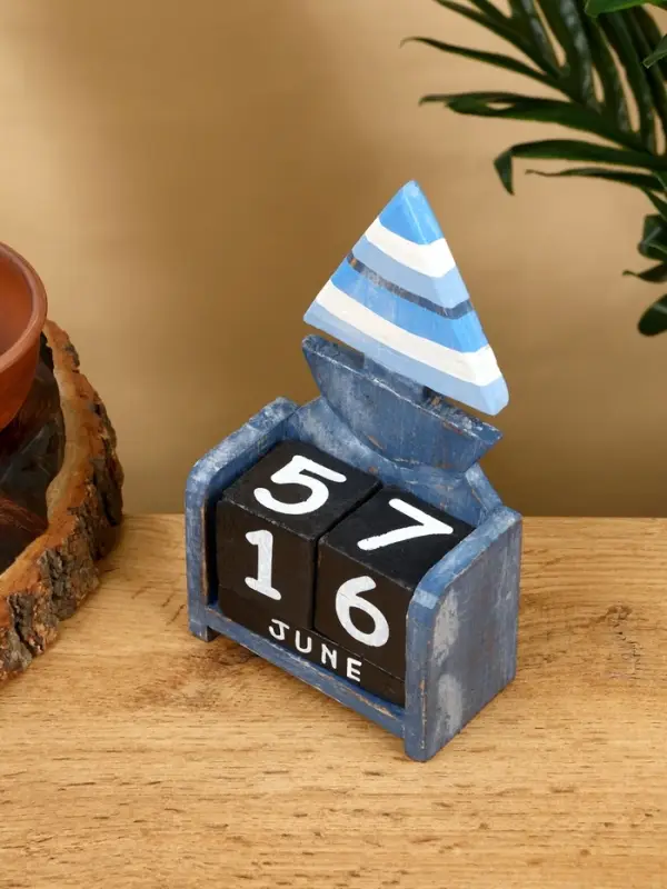 Календарь настольный «Кораблик», 11×5.5×19 см, дерево, синий Календарь настольный «Кораблик», 11×5.5×19 см, дерево, синий