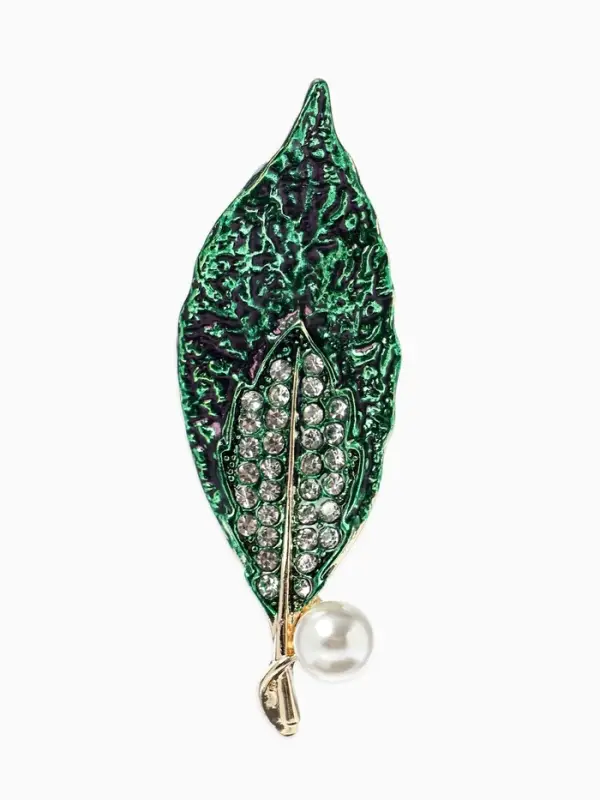 Брошь &laquo;Лист&raquo; жемчуг, стразы, цвет зелёный в золоте
