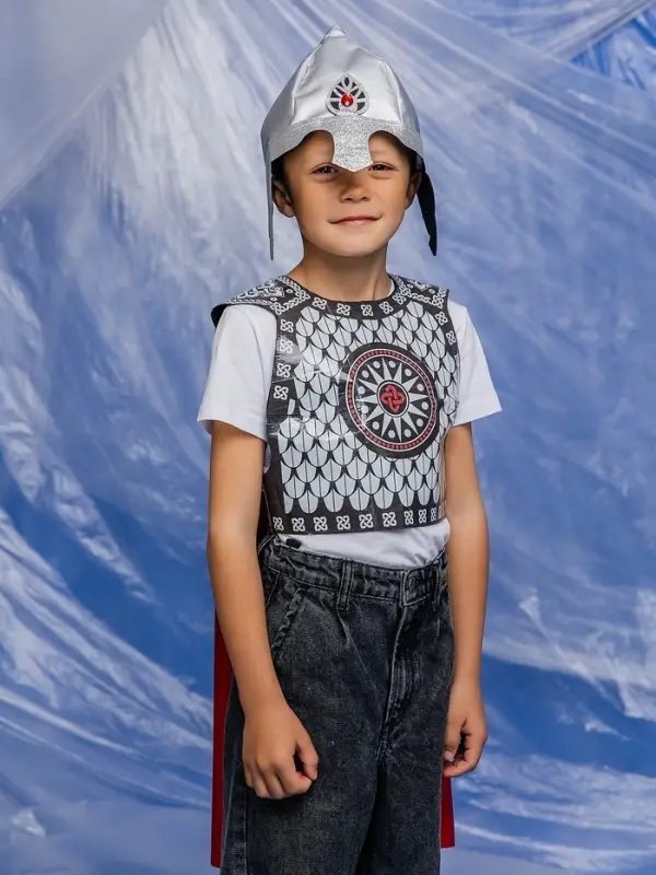 Карнавальный костюм детский «Богатырь Добрыня»: болеро, жилет, шлем, р. 110-122 Карнавальный костюм детский «Богатырь Добрыня»: болеро, жилет, шлем, р. 110-122