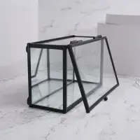 Стеклянная шкатулка для украшений с крышкой, зеркальным основанием, 14.5&times;8.5 см, прозрачная, чёрный каркас