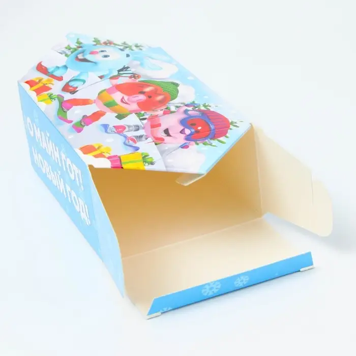 Подарочная коробка Новогодняя Конфета малая «Смешарики» лицензия 9×5.8×12.8 см (+8 см). Подарочная коробка Новогодняя Конфета малая «Смешарики» лицензия 9×5.8×12.8 см (+8 см).