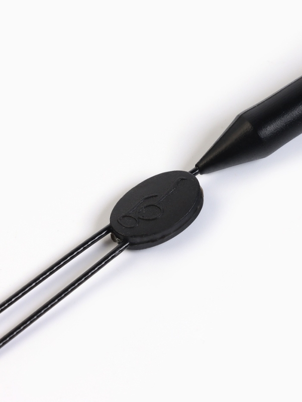 Шнурок для очков на шею силиконовый, минимальная длина 17.5 см, максимальная 24.5 см Шнурок для очков на шею силиконовый, минимальная длина 17.5 см, максимальная 24.5 см