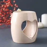 Аромалампа для эфирных масел &laquo;Сердце с розами&raquo;, керамика, бежевая, 8&times;8&times;9 см