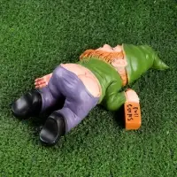 Садовая фигура из полистоуна &laquo;Гном спящий-пьяный&raquo;, 23&times;16&times;7 см