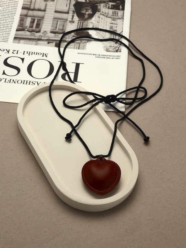 Портупея с кулоном «Сердечко» кожа, трансформер, коричневая, 150 см Портупея с кулоном «Сердечко» кожа, трансформер, коричневая, 150 см