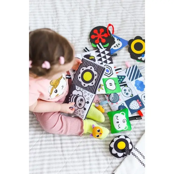 Петельки. Платочек - шуршалка по методике Г. Домана «Мои первые цвета», 20х20см, Крошка Я Петельки. Платочек - шуршалка по методике Г. Домана «Мои первые цвета», 20х20см, Крошка Я