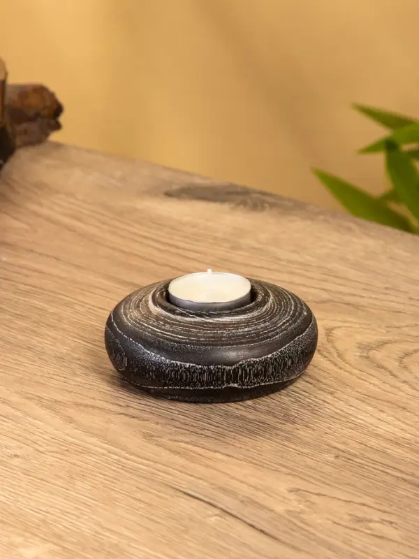 Подсвечник из дерева джати, d=3 см, 10&times;10&times;4 см, тёмно-коричневый