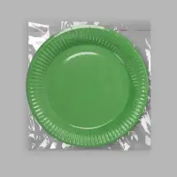 Тарелка одноразовая бумажная однотонная, зеленая, 18 см Тарелка одноразовая бумажная однотонная, зеленая, 18 см