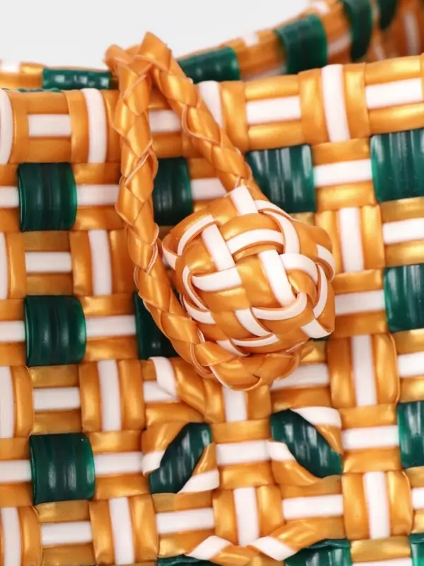 Сумка плетёная, 40&times;20&times;55 см, пластик, зелёно-бежевая