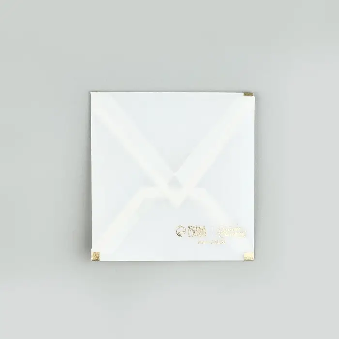 Открытка с конвертом «Сияй», тиснение, 7 х 7 см Открытка с конвертом «Сияй», тиснение, 7 х 7 см