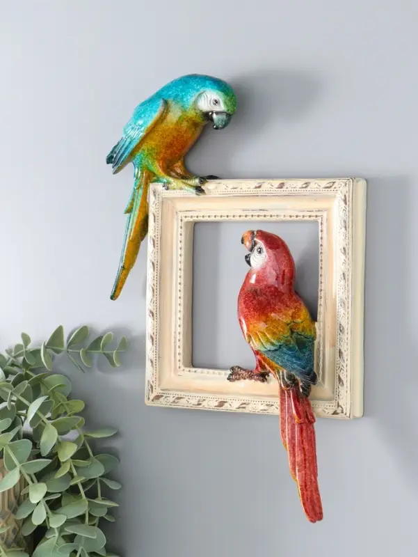 Фигурка полистоун лак &laquo;Два попугая Ара сидят на картине&raquo;, настенный декор, 18&times;5&times;26.8 см