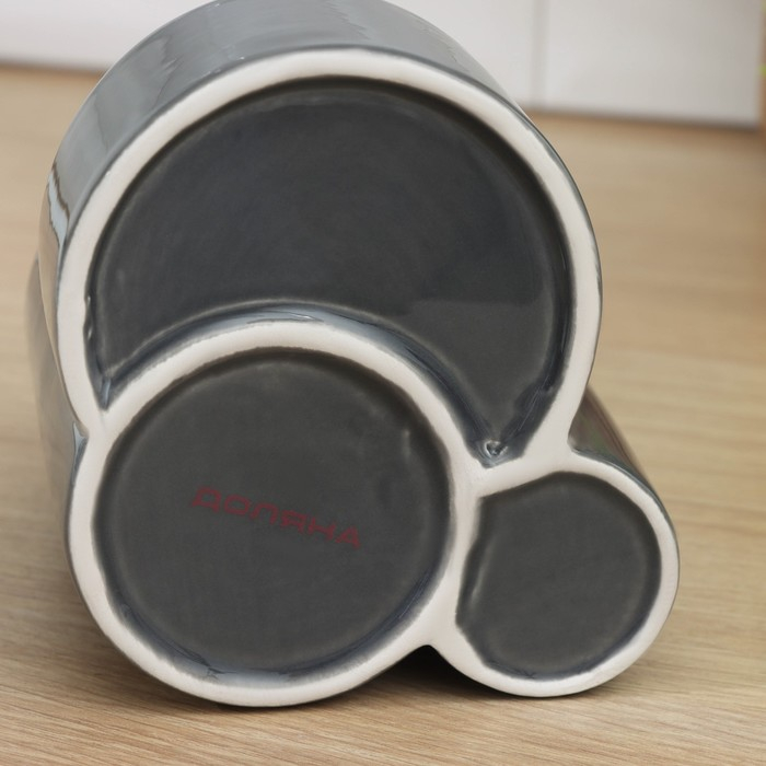 Дозатор для моющего средства Доляна «Милитари», 370 мл, с губкой и щёткой, цвет серый Дозатор для моющего средства Доляна «Милитари», 370 мл, с губкой и щёткой, цвет серый