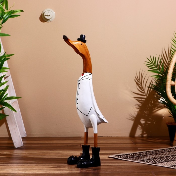 Сувенир Сувенир "Утка в костюме" дерево 60 см