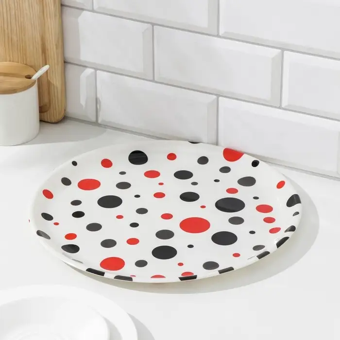 Поднос пластиковый «Макаруны», d=32 см, рисунок МИКС Поднос пластиковый «Макаруны», d=32 см, рисунок МИКС