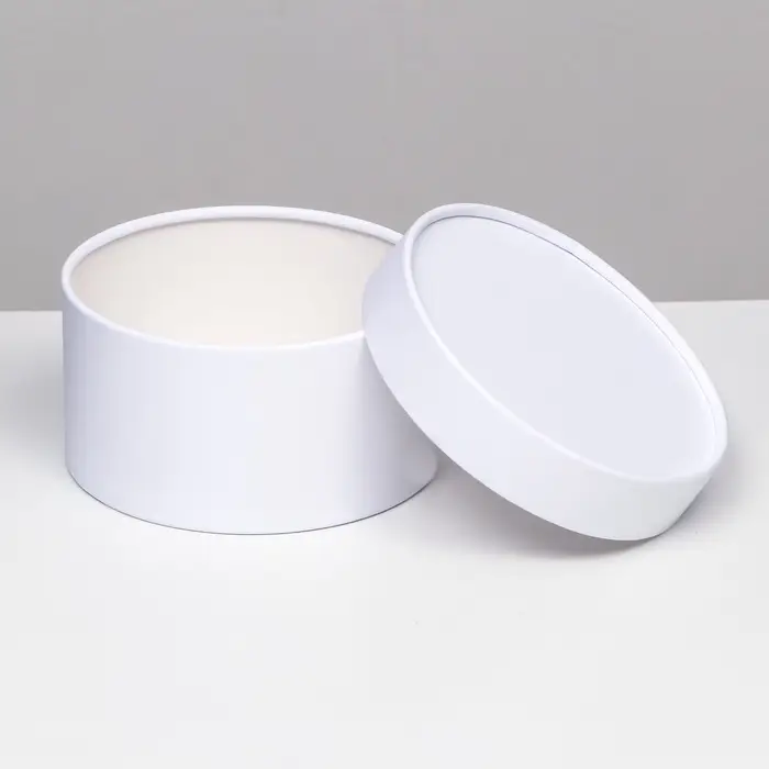 Подарочная коробка &laquo;Алмаз&raquo; белый, завальцованная без окна, 16&times;11 см