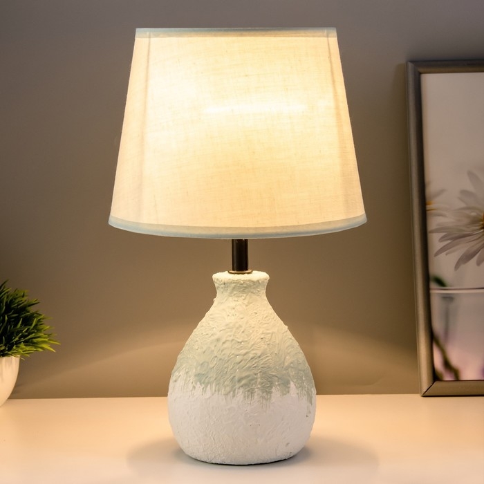 Настольная лампа Настольная лампа "Заряна" Е14 40Вт белый голубой 30х30х33см RISALUX