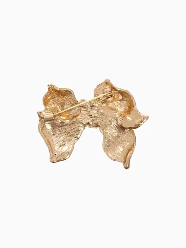 Брошь &laquo;Бант&raquo;, с жемчужной лентой, белая в золоте