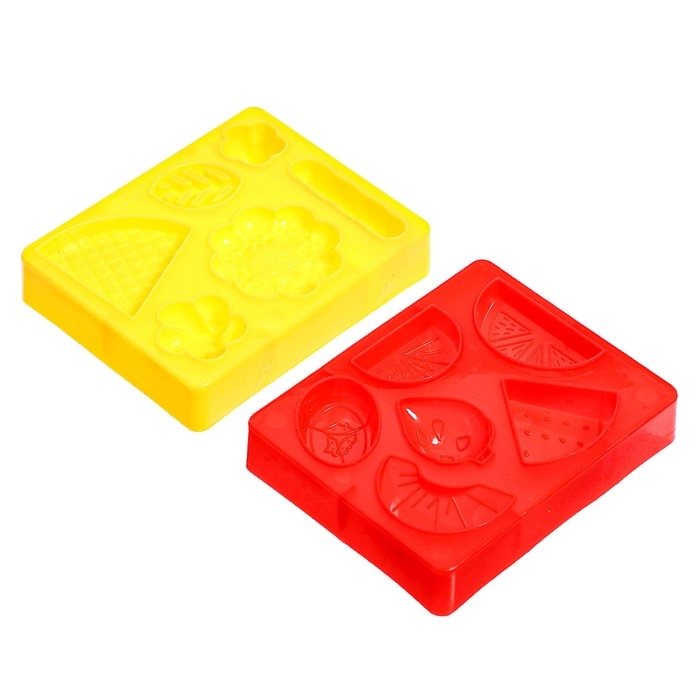 Набор для игры с пластилином «Новогодний лес» Набор для игры с пластилином «Новогодний лес»