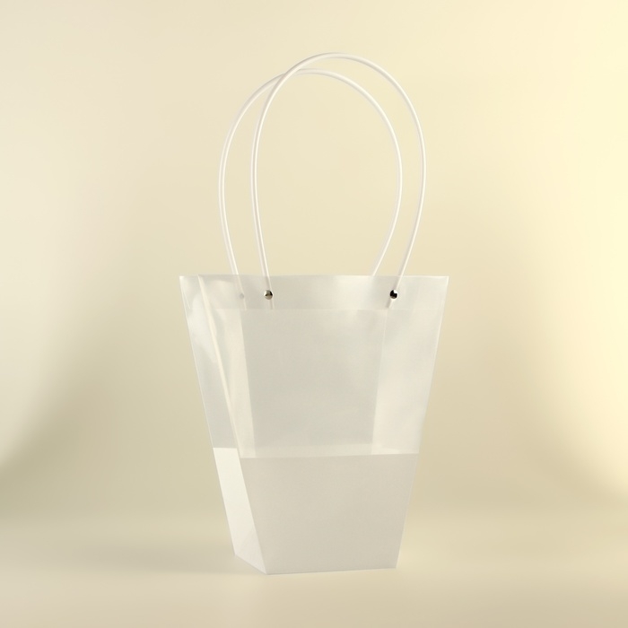 Сумка для цветов прозрачная, влагостойкая, белая, 26х24х12 см Сумка для цветов прозрачная, влагостойкая, белая, 26х24х12 см