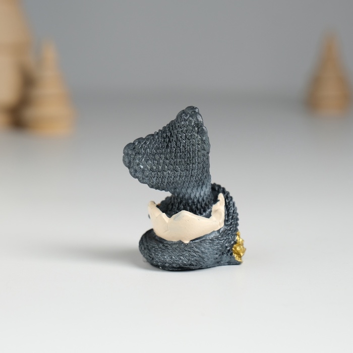 Сувенир полистоун Сувенир полистоун "Змейка тёмная с подсолнухом" МИКС 7х3х4,3 см