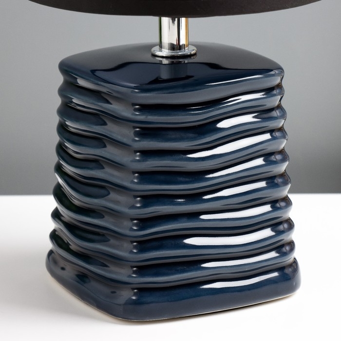 Настольная лампа Настольная лампа "Синбола" E14 40Вт синий 14х14х26,5 см RISALUX