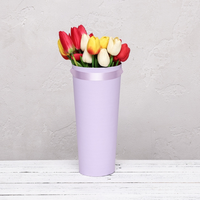 Переноска конус под цветы, светло-сиреневый 10 х 14 х 30 см Переноска конус под цветы, светло-сиреневый 10 х 14 х 30 см