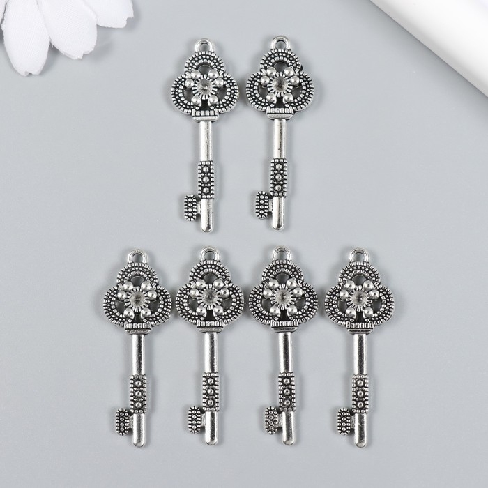 Декор для творчества металл Декор для творчества металл "Ключик с трилистником" набор 6 шт серебро 1,5х4,2 см