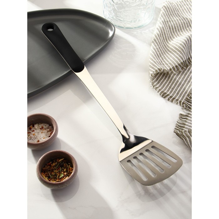 Лопатка из нержавеющей стали с отверстиями Доляна Home, длина 38,5 см, толщина 3 мм Лопатка из нержавеющей стали с отверстиями Доляна Home, длина 38,5 см, толщина 3 мм