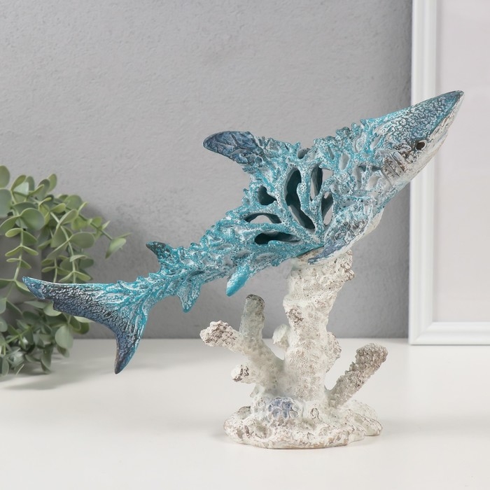 Сувенир полистоун Сувенир полистоун "Коралловый риф. Акула на подставке" 29х14,5х20,5 см