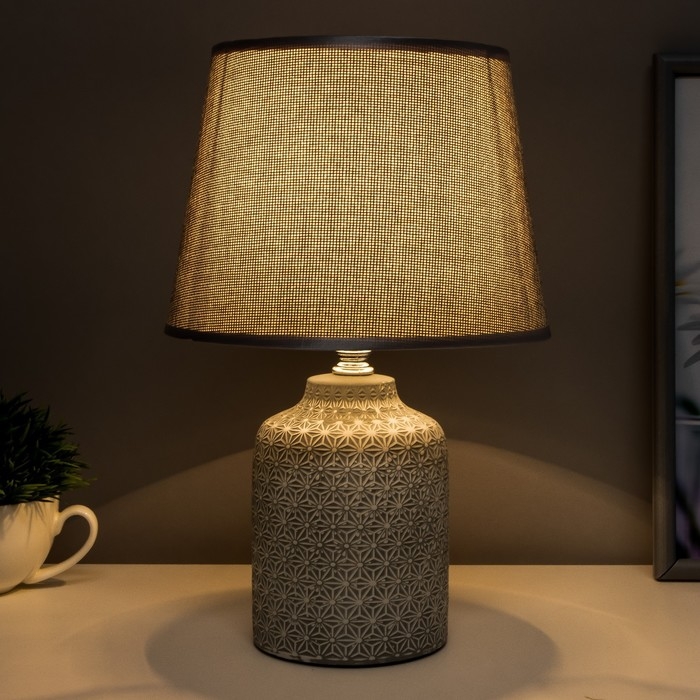 Лампа настольная 48467/1 E14 серый 40Вт 20х20х31 см RISALUX Лампа настольная 48467/1 E14 серый 40Вт 20х20х31 см RISALUX