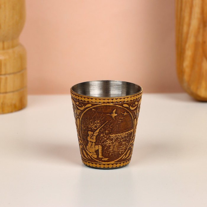 Набор стопок «Охотник», 4 шт, в тубусе, 4,5×4,5×9 см, береста Набор стопок «Охотник», 4 шт, в тубусе, 4,5×4,5×9 см, береста