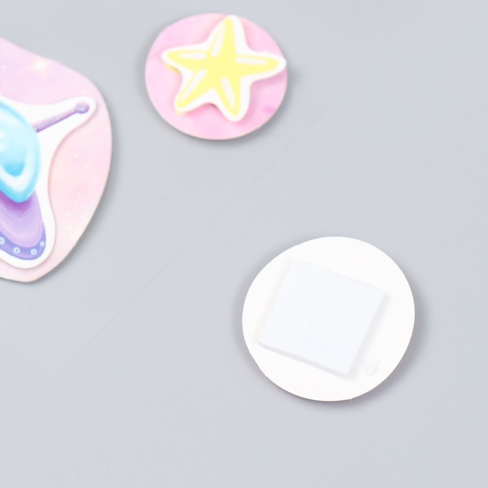 Наклейка картон 2 слоя Наклейка картон 2 слоя "Добрые инопланетяне" 17х12 см