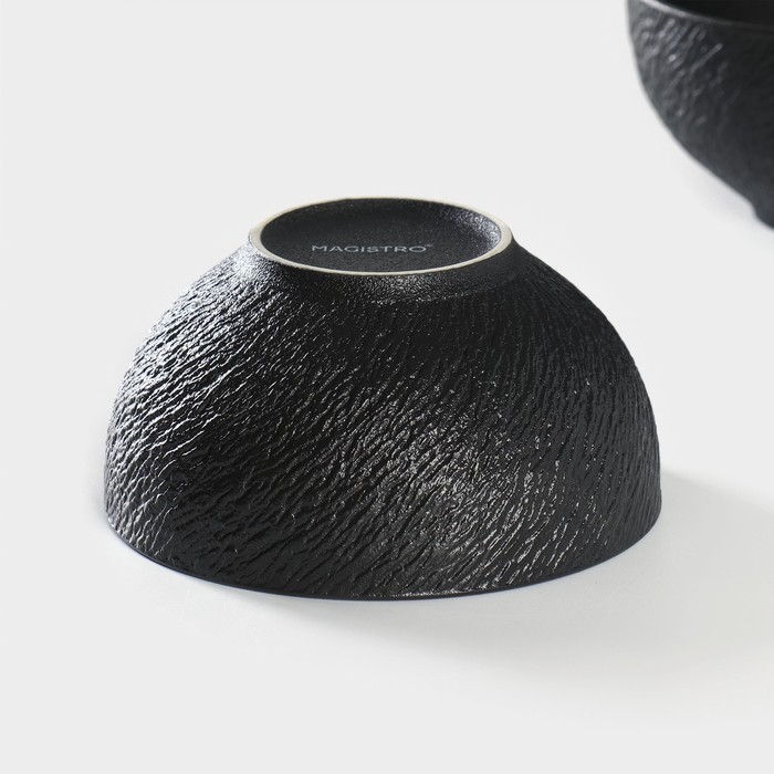 Набор салатников фарфоровых Magistro Lofty, 2 предмета: 600 мл, d=14 см, цвет черный Набор салатников фарфоровых Magistro Lofty, 2 предмета: 600 мл, d=14 см, цвет черный