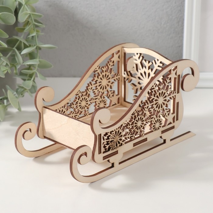 Шкатулка-сани  Шкатулка-сани "Снежинки" 19,5х9,5х10 см (набор 5 деталей)