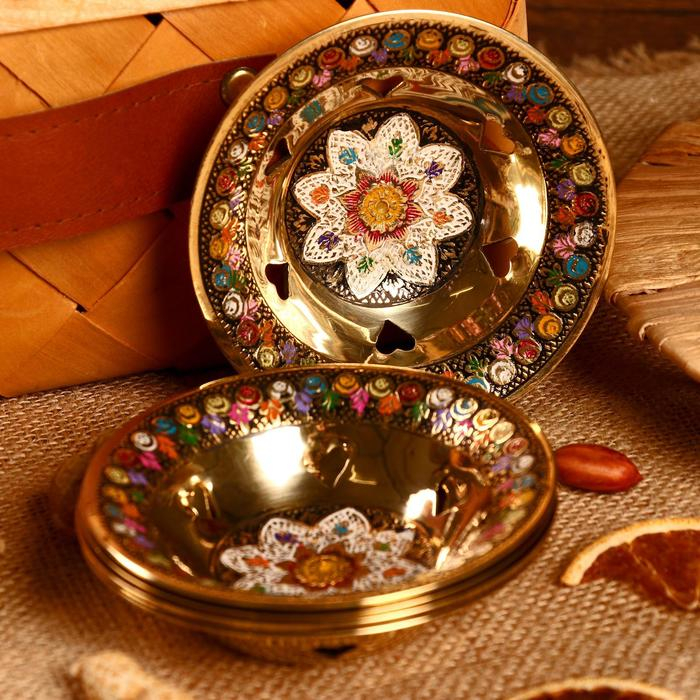 Блюдо латунь Блюдо латунь "Красота" 10х10х3 см