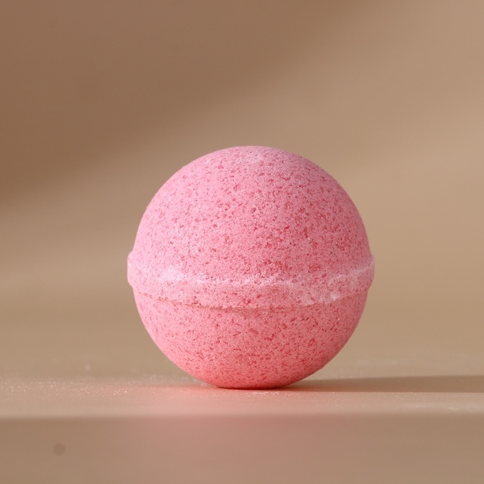 Бомбочка для ванны URAL LAB, 120 г, аромат печенья с молоком, Новый Год Бомбочка для ванны URAL LAB, 120 г, аромат печенья с молоком, Новый Год