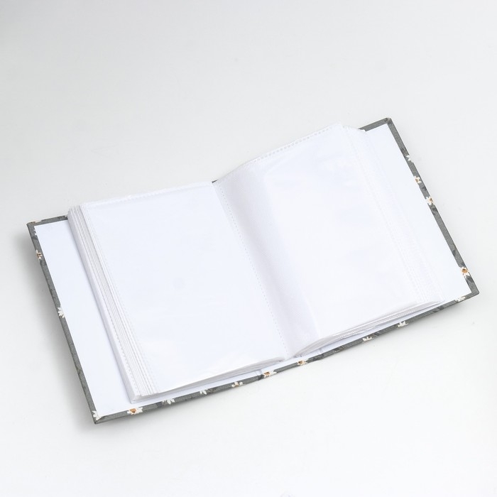 Фотоальбом на 100 фото 10х15 см  Фотоальбом на 100 фото 10х15 см "Ромашки" МИКС 16,5х12,5х5 см