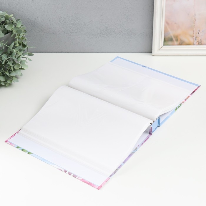 Фотоальбом на 200 фото 13х18 см Фотоальбом на 200 фото 13х18 см "Цветочная рама" в коробке МИКС 29,5х23х5,3 см