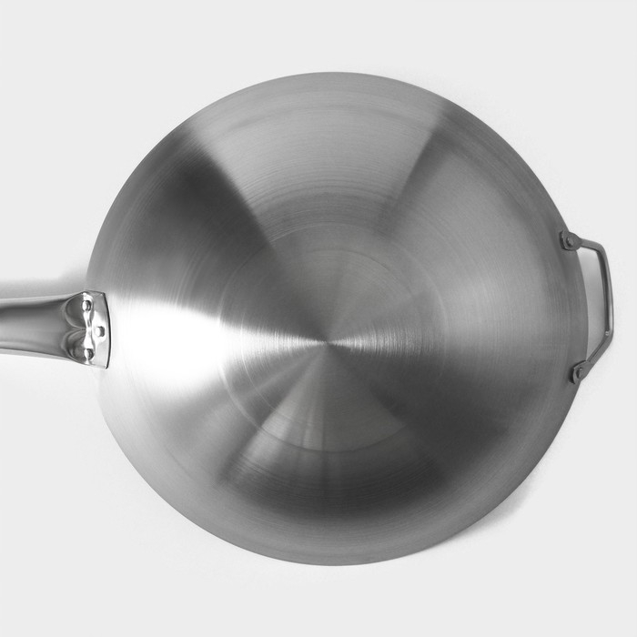 Сковорода-Wok Hanna Knövell из нержавеющей стали Chief, d=32 см, с ручкой Сковорода-Wok Hanna Knövell из нержавеющей стали Chief, d=32 см, с ручкой