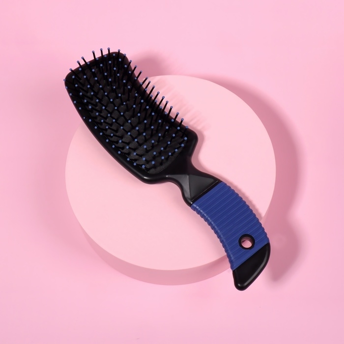 Расчёска массажная, прорезиненная ручка, 5 × 21 см, цвет МИКС Расчёска массажная, прорезиненная ручка, 5 × 21 см, цвет МИКС